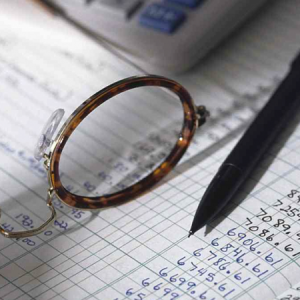 Aprende sobre estas ramas de las finanzas y clarifica tus dudas de una vez por todas, preparándote para profundizar en las materias y conseguir tus objetivos.