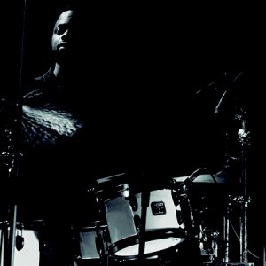 Descubre un nuevo método sobre técnica de manos en batería. ¡Aprende cómo mover tus manos paso a paso y desde cero!