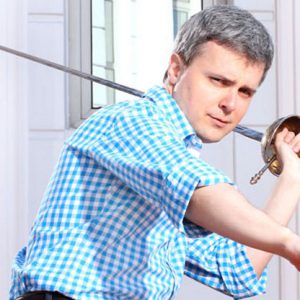 Videocurso magistral por uno de los escritores de mayor éxito de la última década. Un experto en historia y misterios que compartirá algunos de sus secretos.