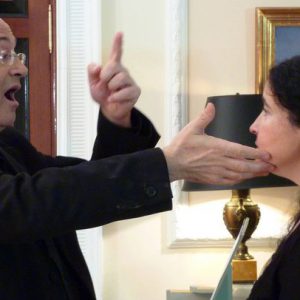 Si te gusta cantar, este es tu curso de canto, David Mason, uno de los mejores profesores del mundo. Este curso está subtitulado en inglés! Sonido en Español.